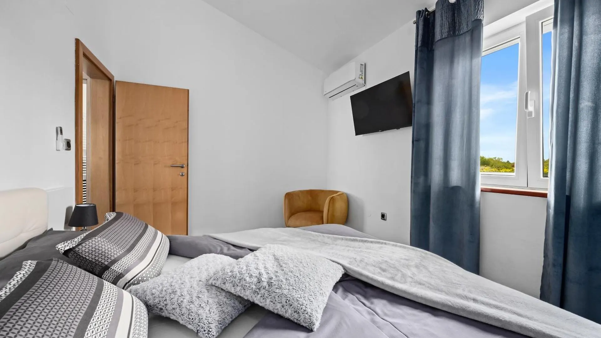 Villa 50 Shades Of Grey Pula Croatia